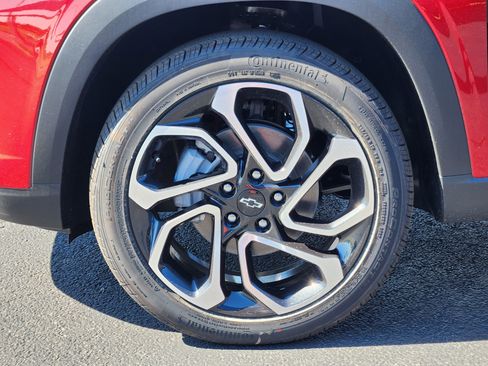 New 2026 Chevrolet Trax RS w/ Driver Confidence Package image 7