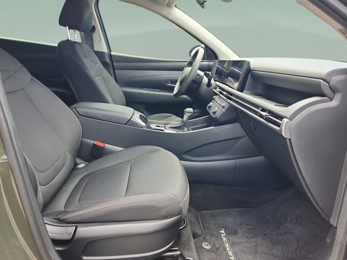 Certified 2026 Hyundai Tucson SE FWD image 19