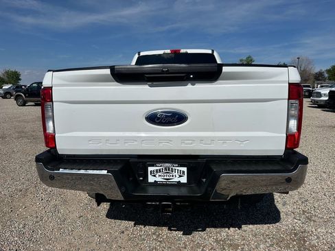 Used 2019 Ford F250 XL w/ Power Equipment Group AWD/4WD image 9