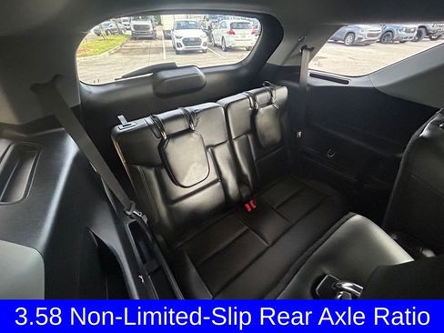 Used 2022 Ford Explorer XLT w/ Equipment Group 202A image 29