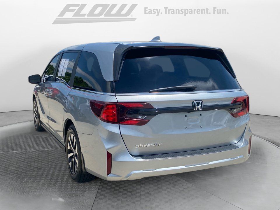 Certified 2026 Honda Odyssey EX-L image 6