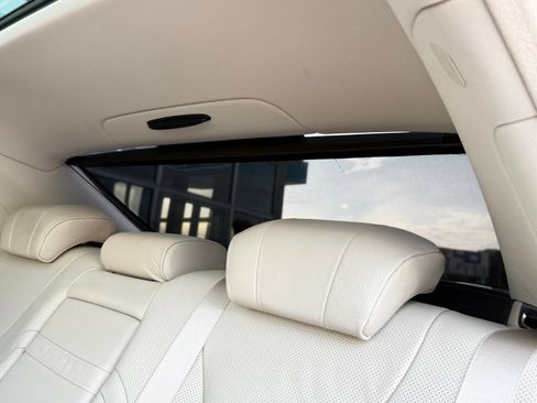 Used 2017 Mercedes-Benz S 550 4MATIC Sedan image 33