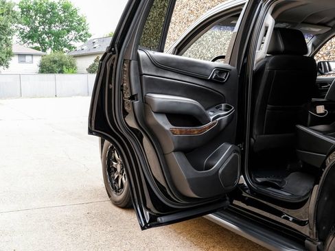 Used 2020 Chevrolet Tahoe LT RWD image 47