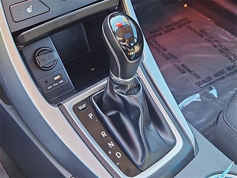 Used 2016 Hyundai Elantra Value Edition image 24