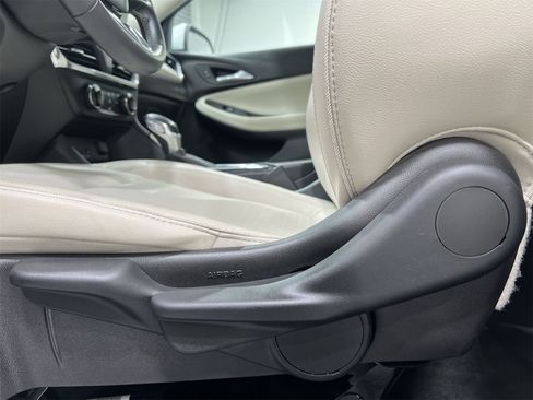 Used 2024 Buick Encore GX Preferred image 12