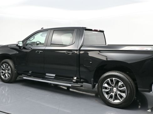 Used 2025 Chevrolet Silverado 1500 LT image 5