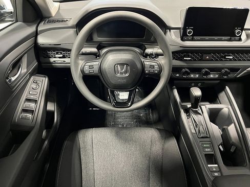 New 2025 Honda Accord SE image 16