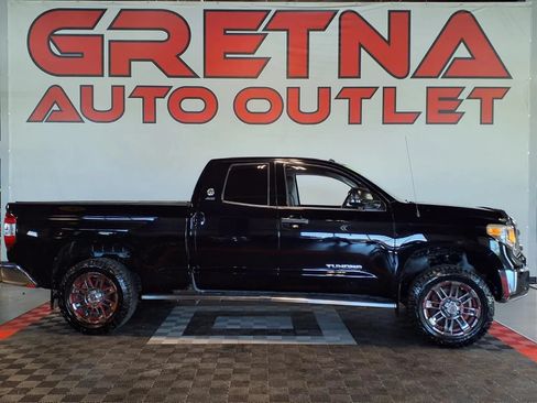 Used 2014 Toyota Tundra SR5 RWD image 1