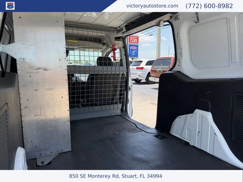 Used 2017 Ford Transit Connect XL FWD image 31