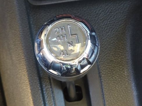 Used 2017 Jeep Wrangler Unlimited Rubicon image 13