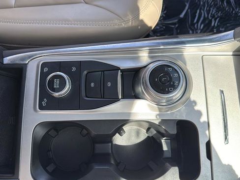 Certified 2023 Ford Explorer XLT w/ Equipment Group 202A AWD/4WD image 20