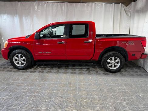 Used 2010 Nissan Titan XE AWD/4WD image 5