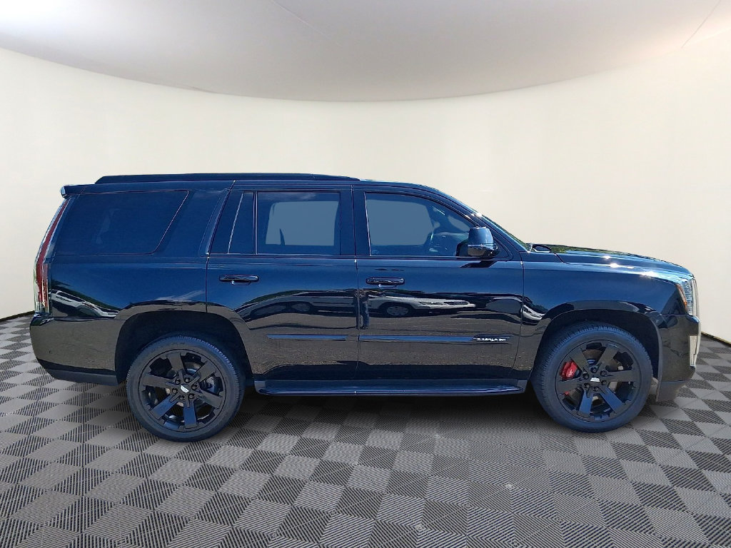 Used 2020 Cadillac Escalade Luxury AWD/4WD image 7
