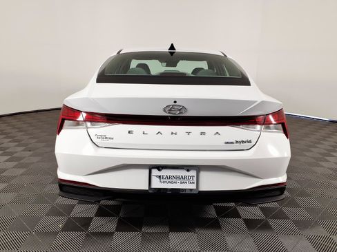 Certified 2023 Hyundai Elantra Blue FWD image 5