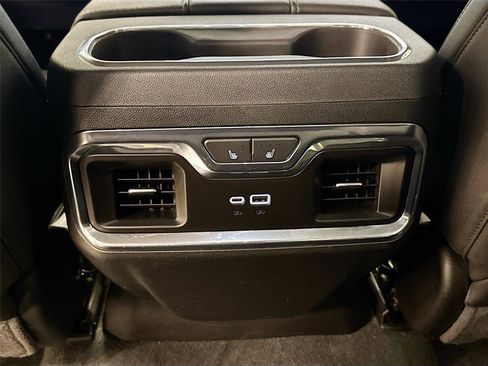 Used 2024 GMC Sierra 2500 SLT w/ SLT Premium Package image 26