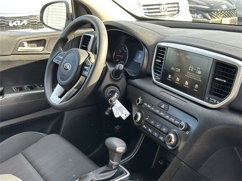 Used 2022 Kia Sportage LX image 31