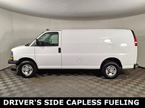 Used 2021 Chevrolet Express 2500 w/ Enhanced Convenience Package image 2
