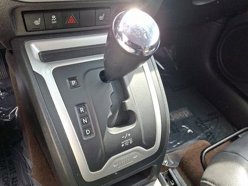 Used 2014 Jeep Compass Latitude w/ Mopar Chrome Accents Group image 14