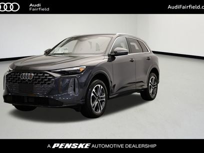 Used 2025 Audi Q5 Premium w/ Convenience Package