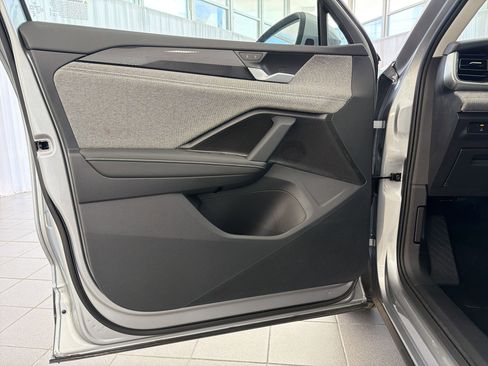 New 2026 Volkswagen Tiguan S FWD image 20