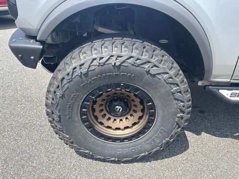 Used 2021 Ford Bronco Black Diamond AWD/4WD image 11