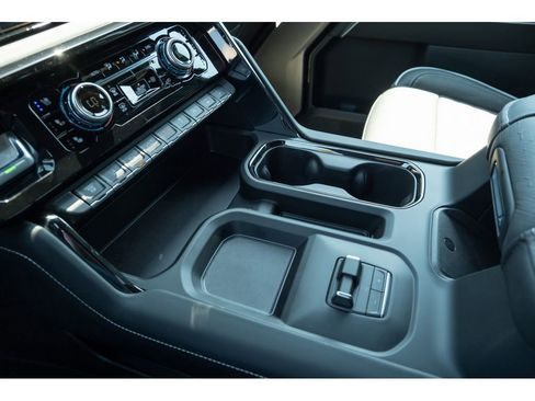 New 2026 GMC Sierra 2500 AT4X w/ LPO, Black Badging Package AWD/4WD image 26