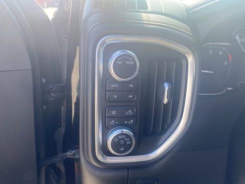 Used 2022 GMC Sierra 2500 AT4 w/ AT4 Preferred Package AWD/4WD image 19