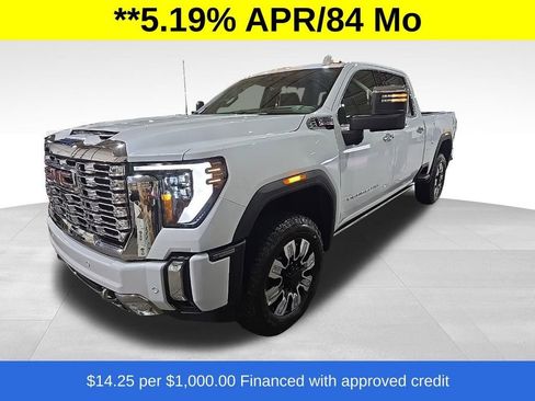 New 2026 GMC Sierra 3500 Denali w/ Denali Reserve Package image 3