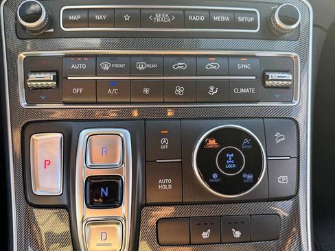 Used 2023 Hyundai Santa Fe SEL image 27