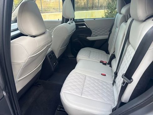 Used 2023 Mitsubishi Outlander SEL 40th Anniversary image 25