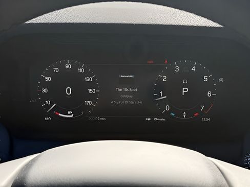 Certified 2025 Land Rover Discovery Sport Dynamic SE AWD/4WD image 25