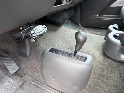 Used 2006 Chevrolet Silverado 2500 LT w/ Skid Plate Package image 7