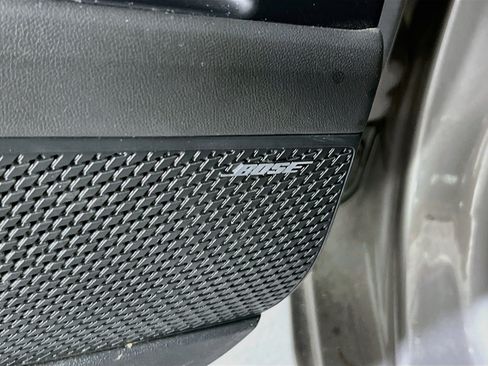 Used 2023 Hyundai Elantra Limited FWD image 19
