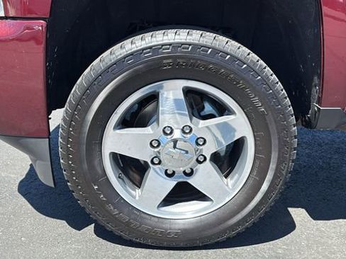 Used 2016 Chevrolet Silverado 2500 High Country image 9
