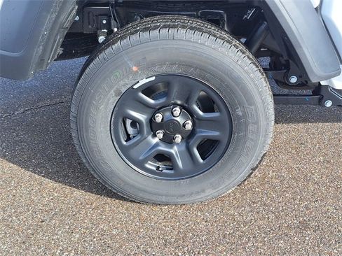 New 2026 Jeep Gladiator Sport image 5