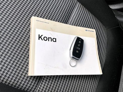 Used 2020 Hyundai Kona SEL image 32