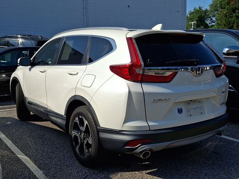 Used 2018 Honda CR-V Touring image 3