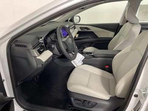 New 2026 Toyota Camry XLE image 16