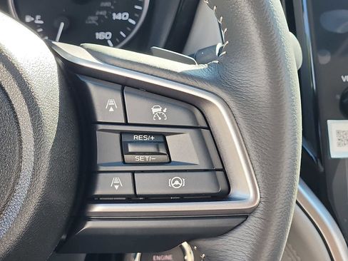 Used 2025 Subaru Outback Premium AWD/4WD image 21