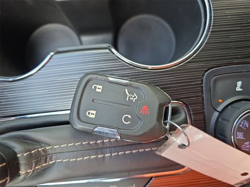 Used 2018 GMC Acadia SLT image 31