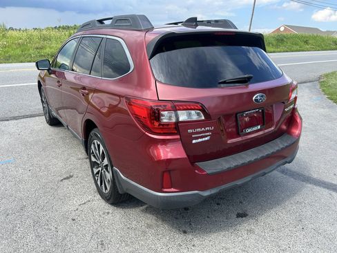 Used 2016 Subaru Outback 2.5i Limited AWD/4WD image 8
