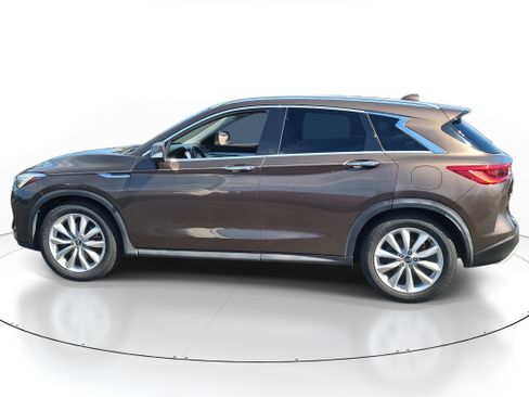 Used 2019 INFINITI QX50 Luxe image 3