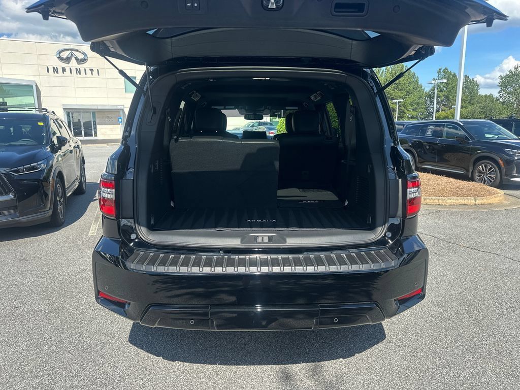 Used 2024 Nissan Armada SL w/ Midnight Edition Package RWD image 15