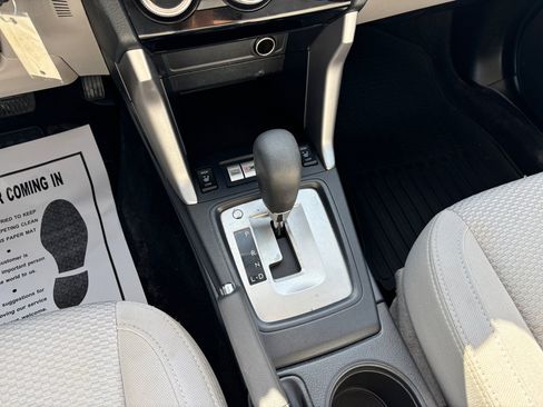 Used 2017 Subaru Forester 2.5i Premium w/ All-Weather Package image 17