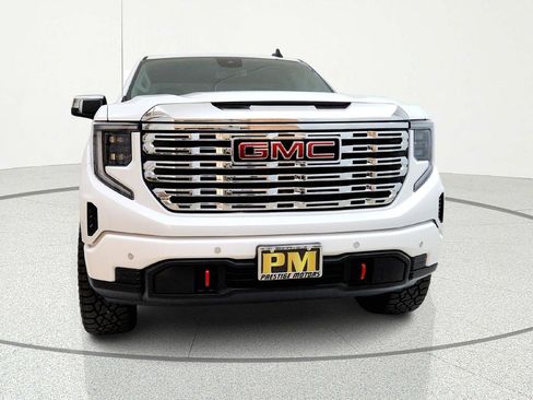 Used 2024 GMC Sierra 1500 Pro w/ Pro Value Package image 2