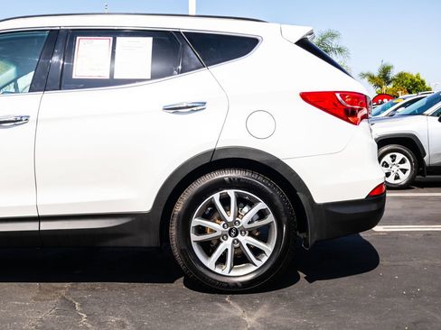 Used 2016 Hyundai Santa Fe Sport 2.0T FWD image 6