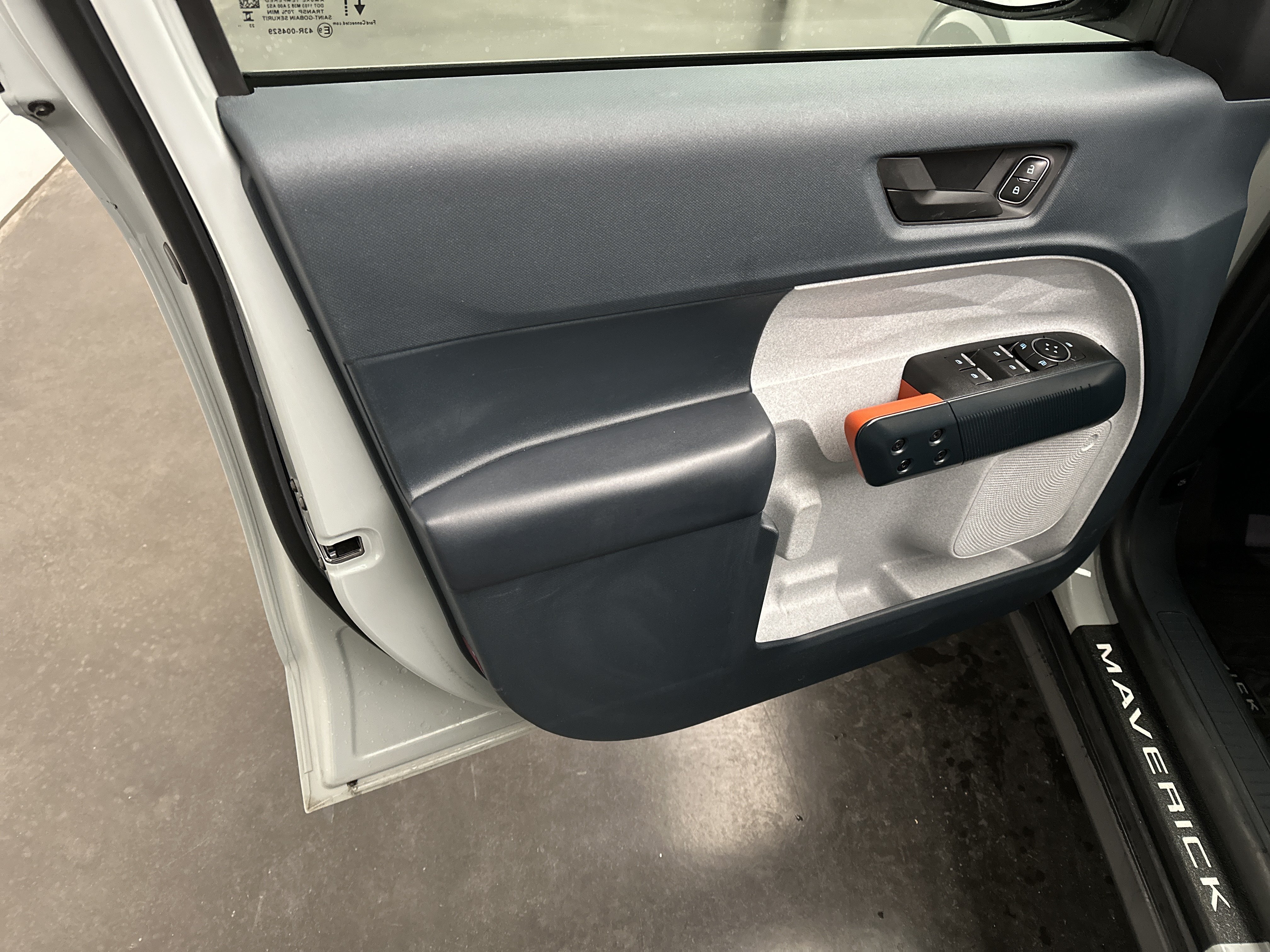 Used 2024 Ford Maverick XLT FWD image 18