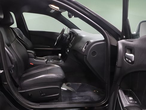 Used 2016 Dodge Charger SXT w/ AWD Plus Group image 13