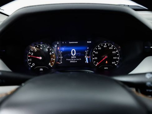 Used 2022 Jeep Compass Limited image 24