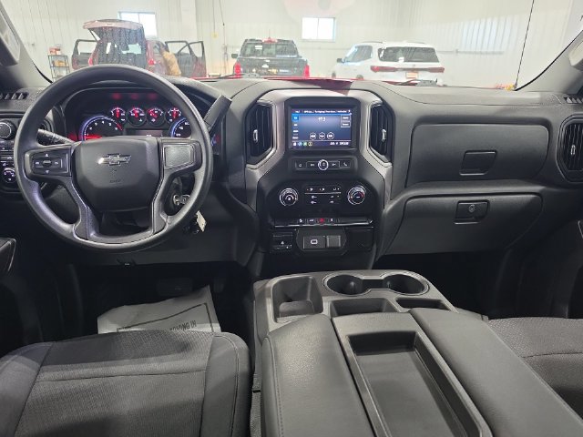 Used 2020 Chevrolet Silverado 1500 Custom Trail Boss w/ Custom Convenience Package AWD/4WD image 9